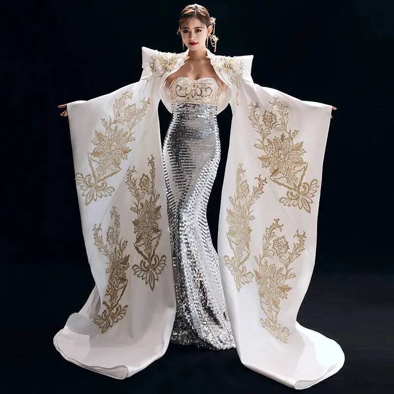 Formal Dress - Formal Das Kleid des Gastgebers ist